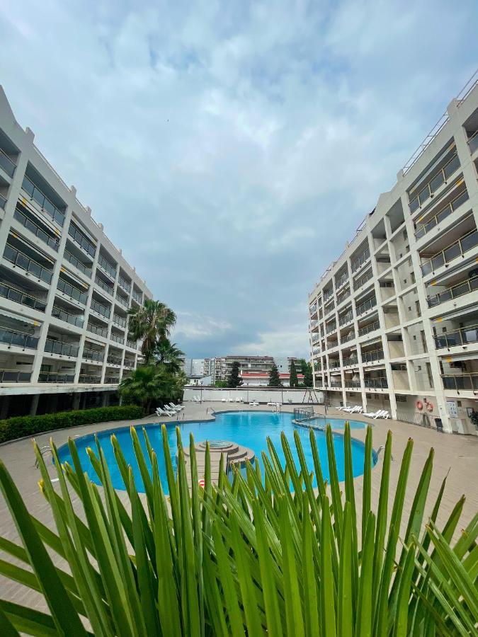 Residencial Michelangelo Apartment Salou Exterior foto